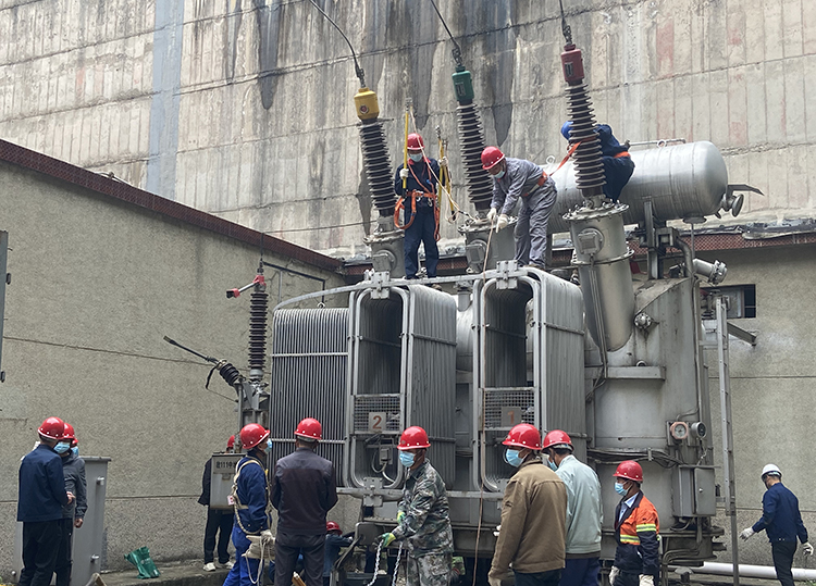 故县枢纽故1号主变更新 张建宝摄.jpg